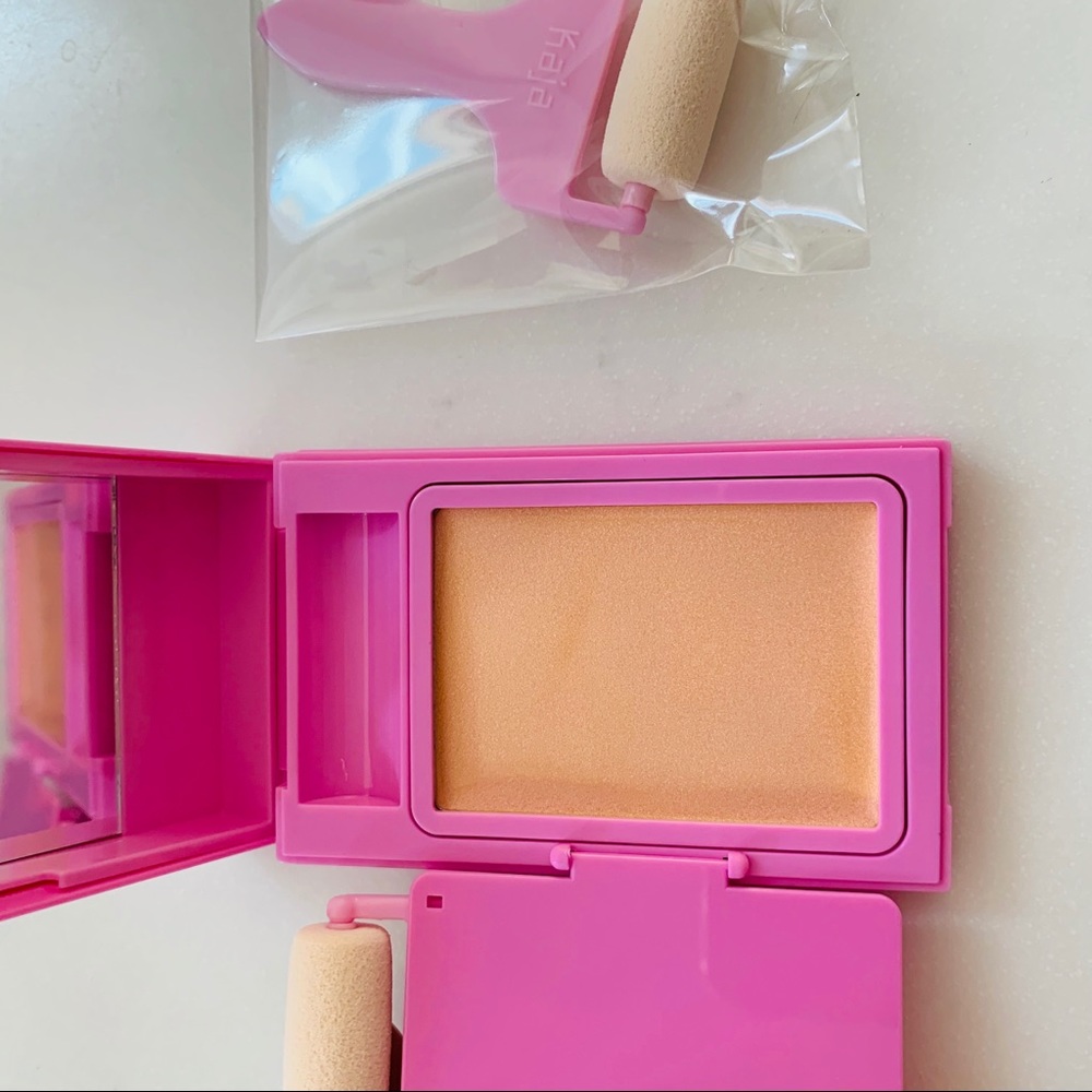 Kaja Roller Glow Highlighter